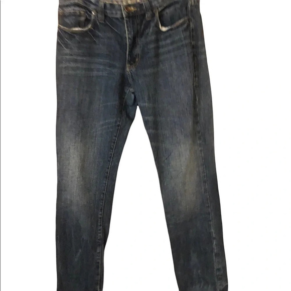 Distressed slim fit tapered jean - Picture 2 of 9